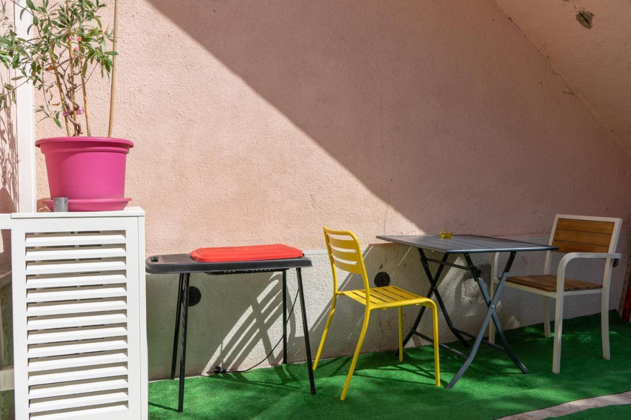 Le Petit Nid Des Chutes Lavies Hotell Marseille Eksteriør bilde